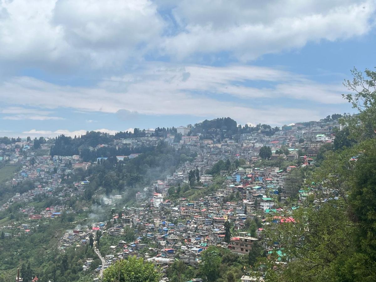 Alleria Homestay Darjeeling  Bagian luar foto